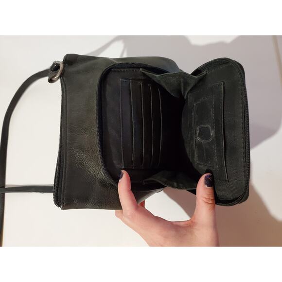 Fossil Black Leather Crossbody Bag Classic Soft Everyday Small Travel Zip Purse - Picture 9 of 14